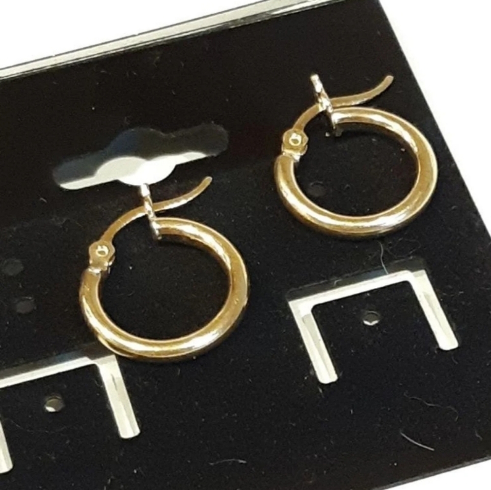 14k Yellow Gold Hoop Earrings